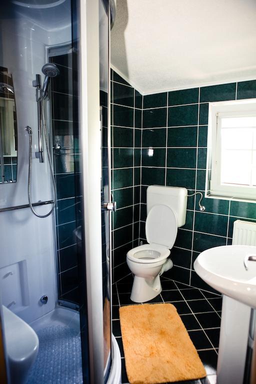 Guest House Neno Огулин Стая снимка