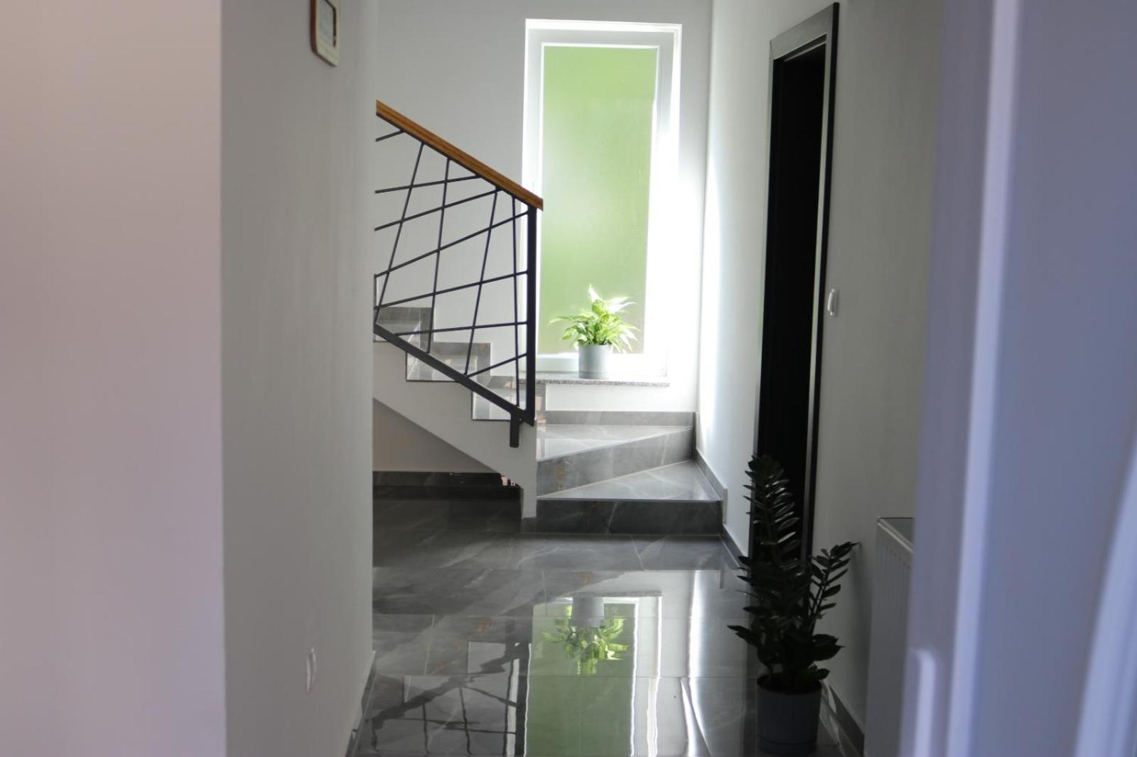 Guest House Neno Огулин Екстериор снимка