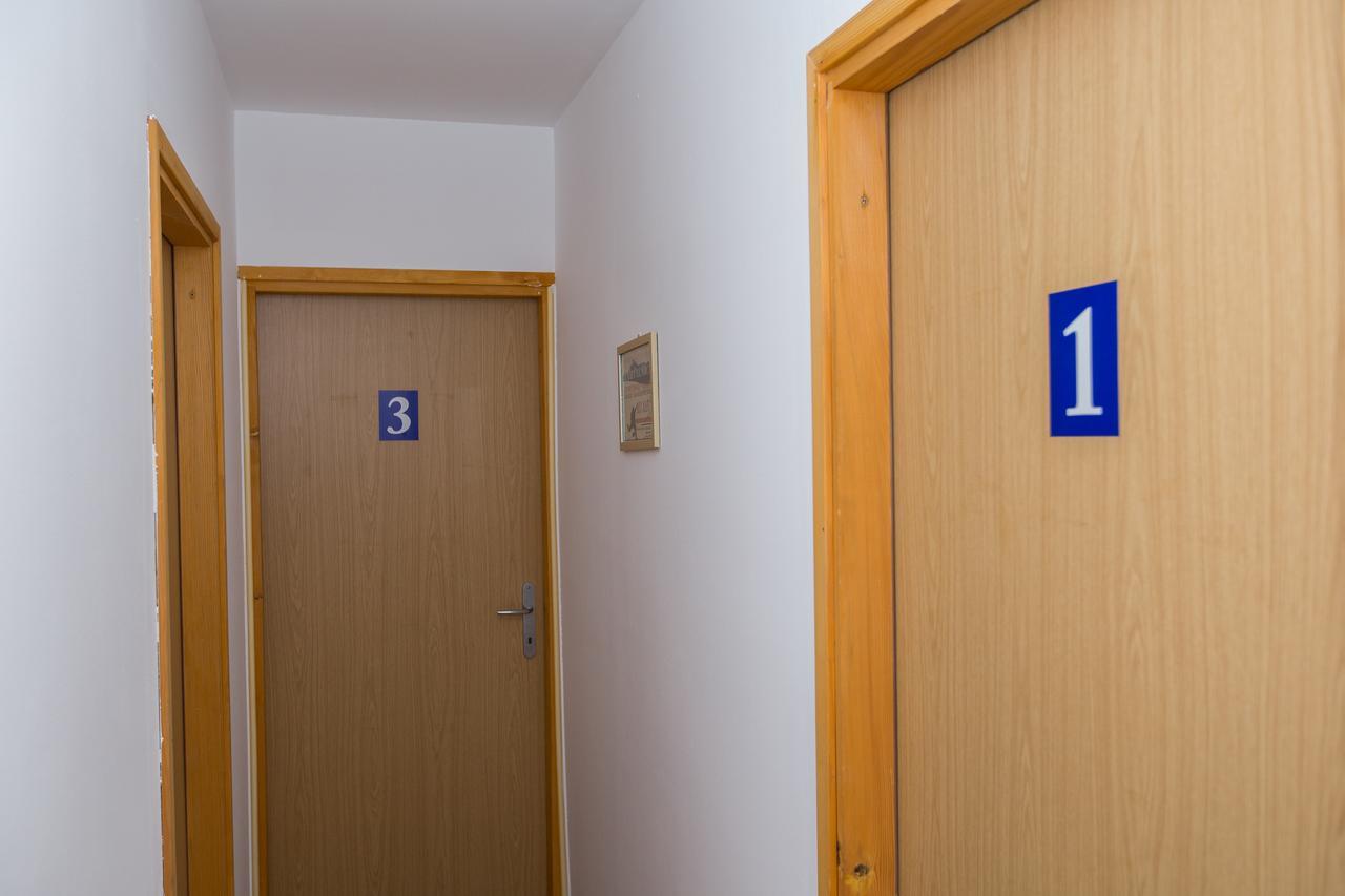 Guest House Neno Огулин Екстериор снимка